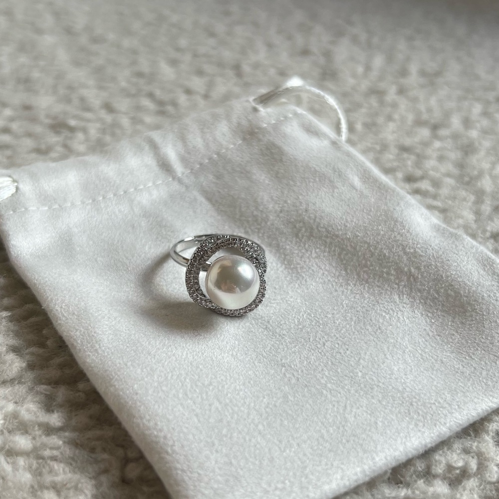 Cubic zirconia Adjustable Pearl Ring | Silver - Picture 2 of 6